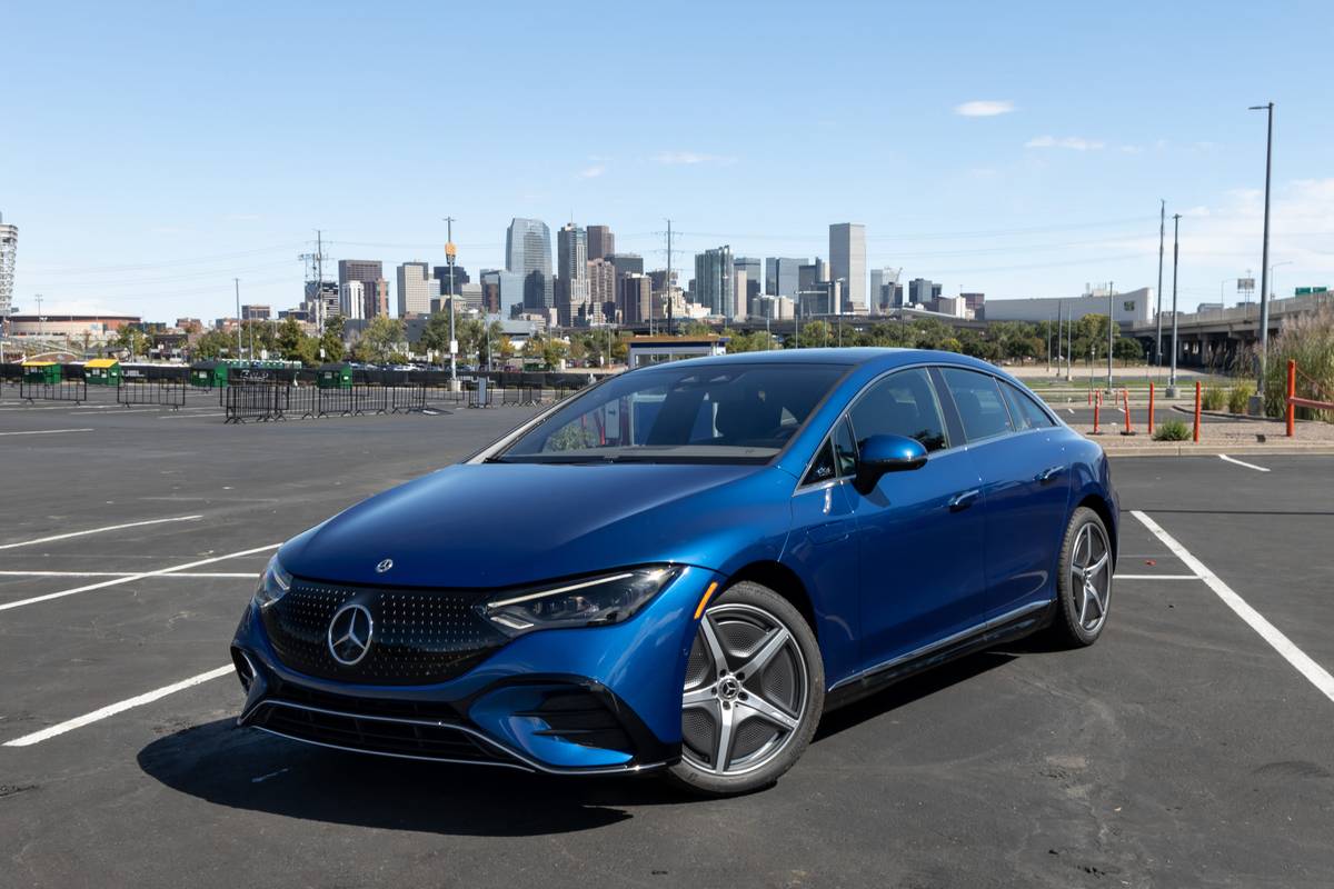 2023 Mercedes-EQ EQE Review: Smaller Size, Same Issues
